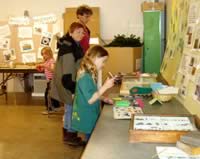 Displays and crafts inside the lunch room. (42kb)